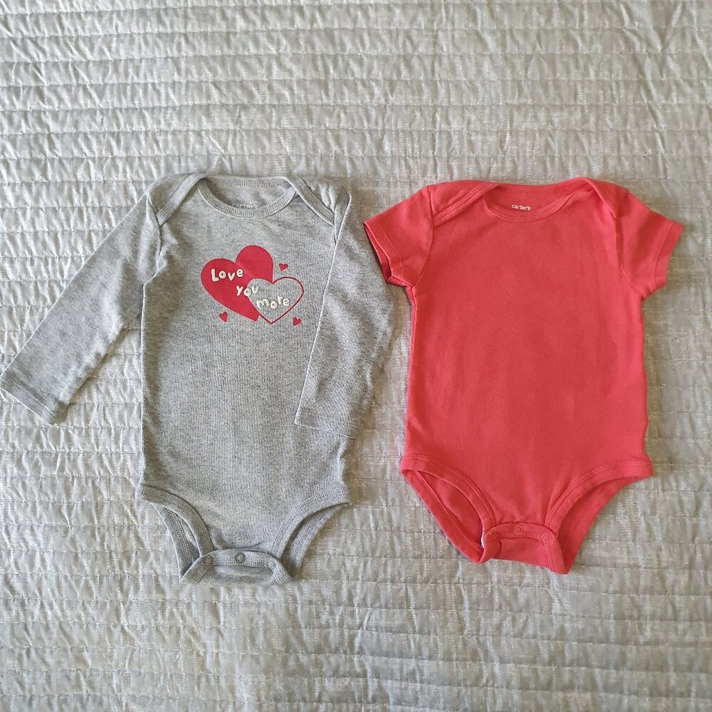 Carter's Baby Bodysuits Size 9 Months Long Short Sleeve Hearts Girls